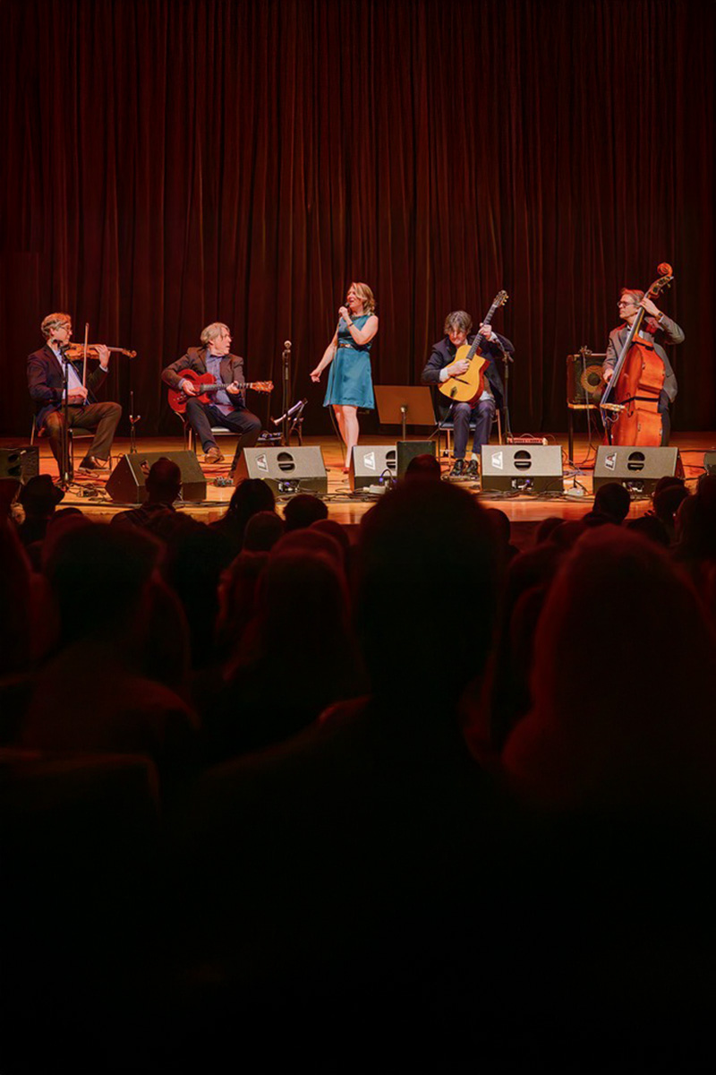 Community Concert: Van Django with LJ Mounteney