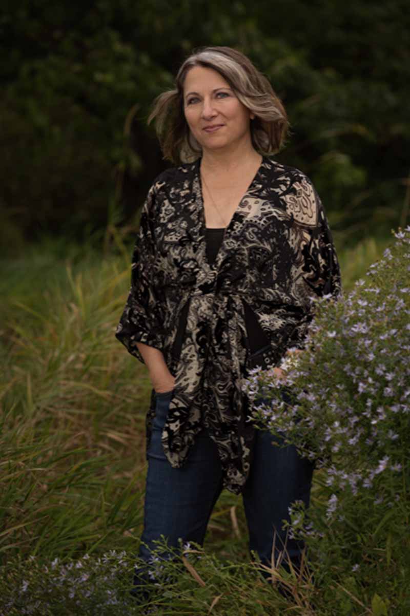 LJ Mounteney – Vocals